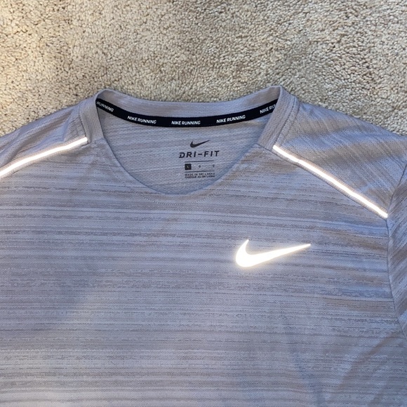 Nike Running Dri-Fit Tee - Picture 3 of 4